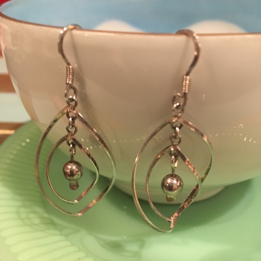 925 Sterling Silver drop earrings
